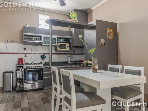 Depto Tipo Casa en Venta al Oeste