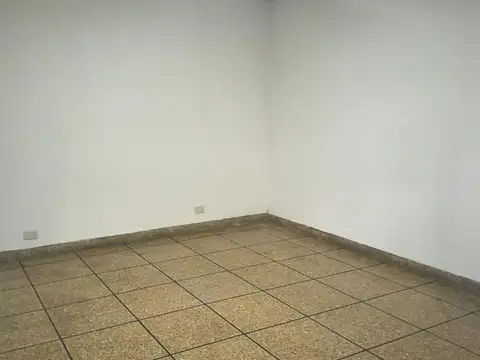 Depto Tipo Casa en Alquiler en Flores, $ 1.500.000