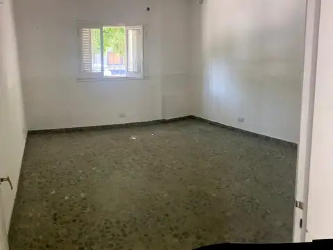 Oficina en Alquiler en Moron Sur, $ 780.000