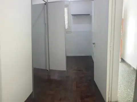 Oficina en Alquiler en Moron Sur, $ 780.000