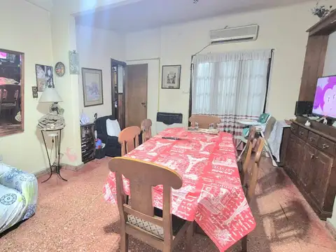 Depto Tipo Casa en Venta de 4 dormitorios