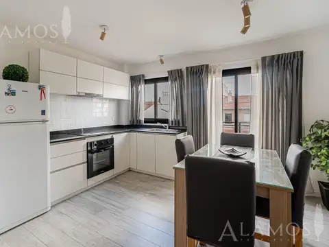 VENTA DEPARTAMENTO 2 AMBIENTES EN HAEDO CON COCHERA