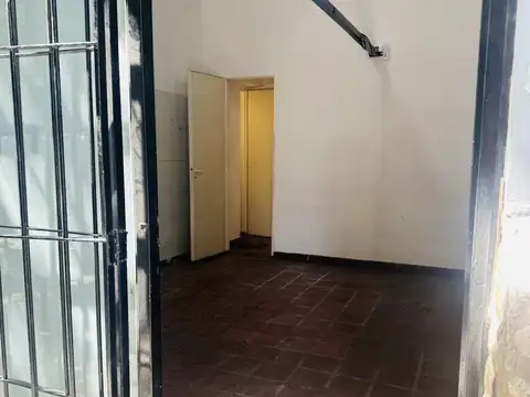 Local en Alquiler en Nuñez, $ 850.000