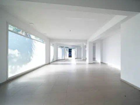 Local en Venta 1 año