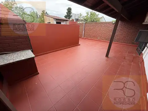 Depto Tipo Casa en Venta de 3 ambientes