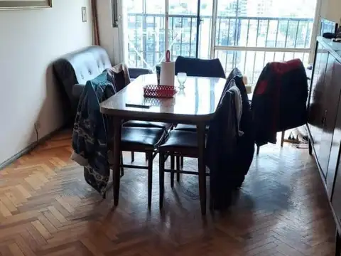 Departamento 5 ambientes en Flores