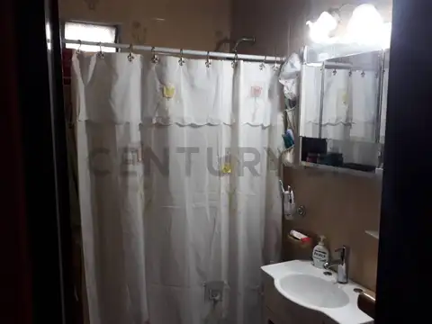 Venta casa multifamiliar en Villa Ballester