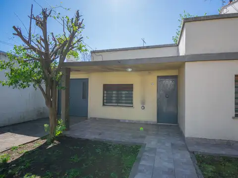 Casa en Venta en Barrio Parque Calchaqui, USD 97.000