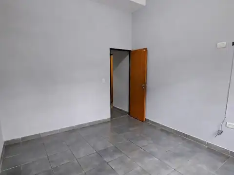 Depto Tipo Casa en Alquiler en Carapachay, $ 800.000