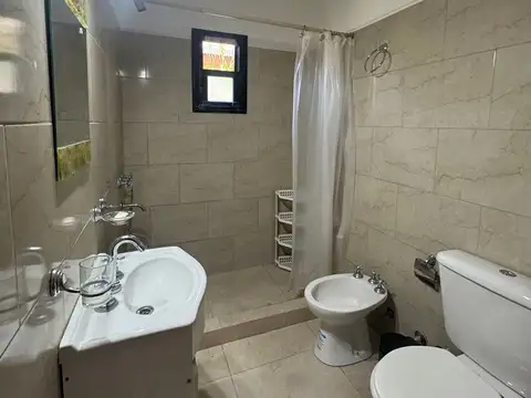 Casa  en Alquiler en Los Arces, La Cañada de Pilar, Pilar