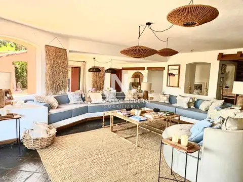 Departamento 5 ambientes con 4 baños