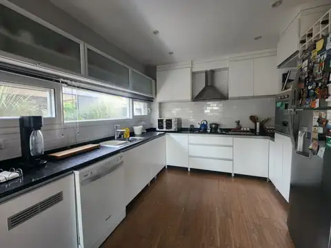 Casa de 4 dormitorios en Venta en Santa Rita - Canning