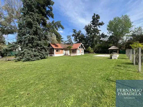 Casa en Venta en Barrio Parque Leloir, USD 350.000