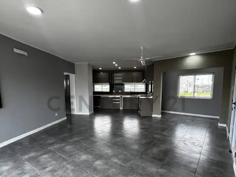 Casa en Venta en Magallanes - Barrio cerrado, USD 305.000