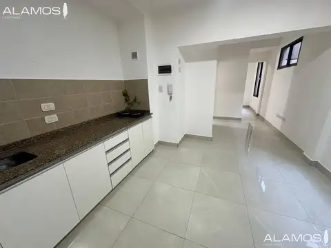 Venta Monoambiente con Dormitorio Dividido en Villa Sarmiento - APTO CREDITO