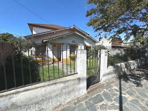 alquilo Casa Moreno uso profesional comercial