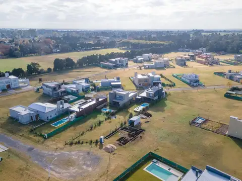 Terreno en Venta en Pueblo Esther, USD 27.000