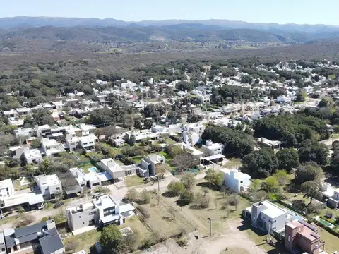 Terreno en Venta en Villa Catalina, USD 49.500