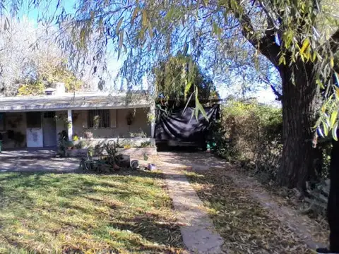 Padre  Bressiani 1068 - General lagos - Casa de un dormitorio - En Venta - USD 45.000