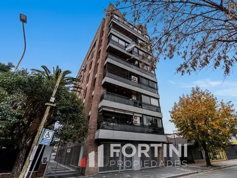 Venta Departamento de 4 Ambientes cochera Villa Ballester