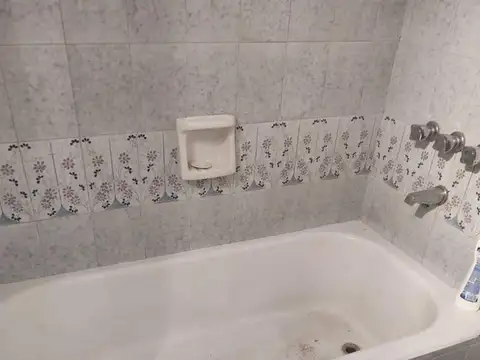 Oficina 2 ambientes con 1 baño