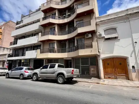 Departamento en Venta en Alberdi, USD 67.000