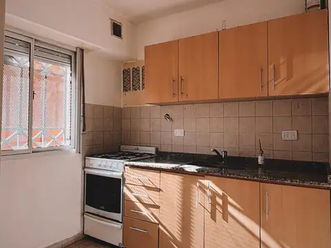 Depto Tipo Casa en Venta en Liniers, USD 134.000