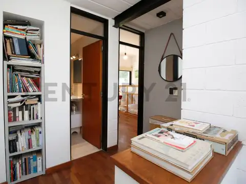 Dúplex en venta en Manuel B. Gonnet en complejo cerrado