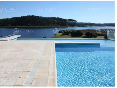 Apartamento en Punta del Este, Pinares