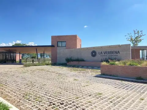 LA VERBENA CALLE 30 LOTE 4