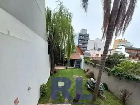 Carlos Encina 700