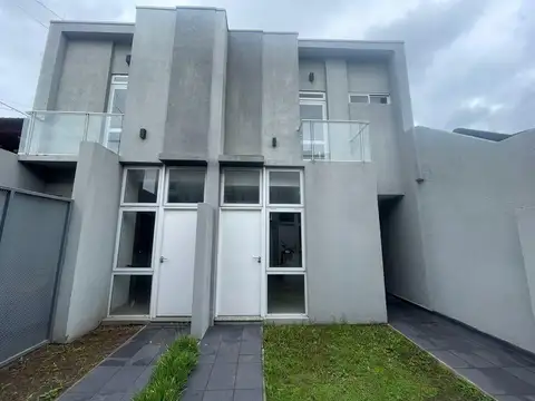 Venta departamento 1 dormtiorio Duplex  Sin Expensas. Liniers y Rioja. Oportunidad Rosario