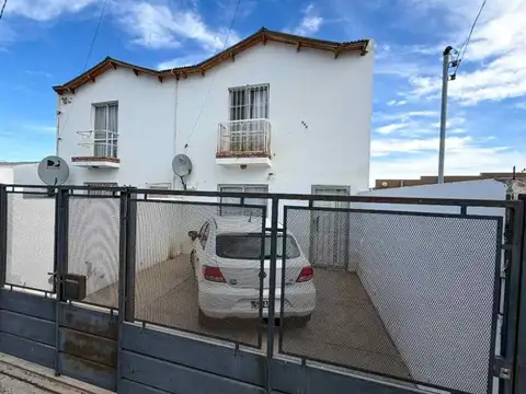 Duplex en Km 8, 3 dormitorios