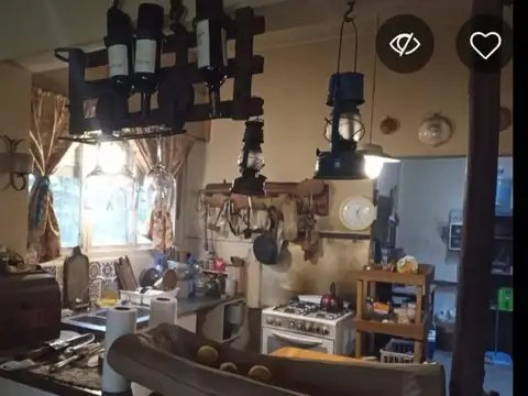 Casa 5 ambientes con 2 baños