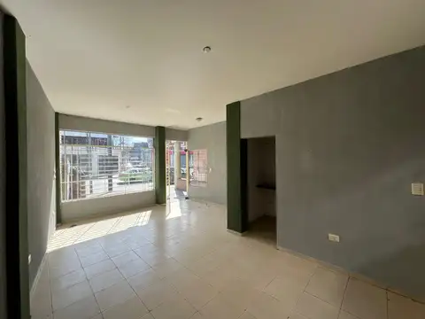 ALQUILO GALPON MAS LOCAL COMERCIAL - B GUEMES -