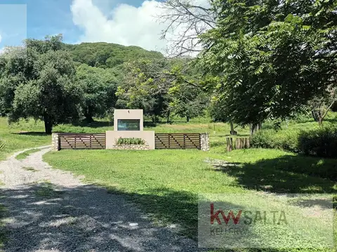 Hermoso terreno en Chacras de Pulares