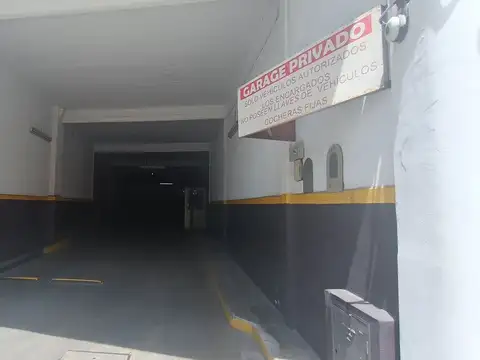 VENTA COCHERA CUBIERTA SEGURIDAD 24H ALMAGRO BOEDO