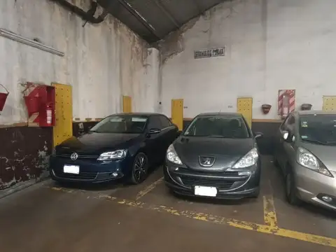 VENTA COCHERA CUBIERTA SEGURIDAD 24H ALMAGRO BOEDO