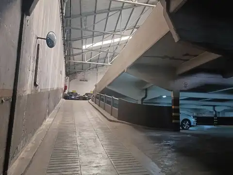 VENTA COCHERA CUBIERTA SEGURIDAD 24H ALMAGRO BOEDO