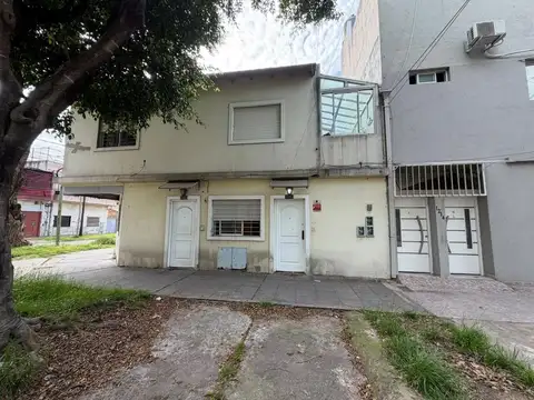 VENTA DEPTO TIPO CASA DOS AMB CON PATIO. APTO CREDITO