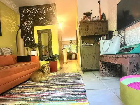 Depto Tipo Casa 4 ambientes con 2 baños
