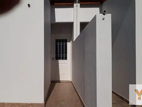 Depto Tipo Casa en Venta con 1 cocheras