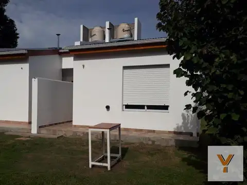 Depto Tipo Casa 2 ambientes con 1 baño