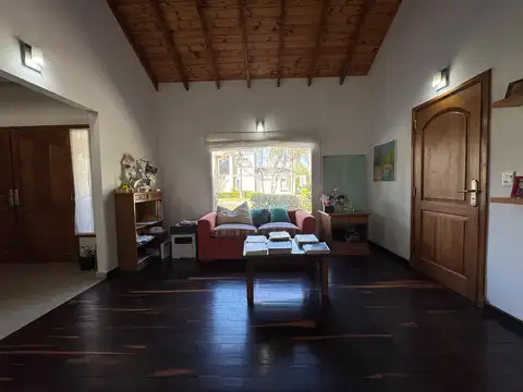 Casa en Venta en Santa Ana, USD 320.000