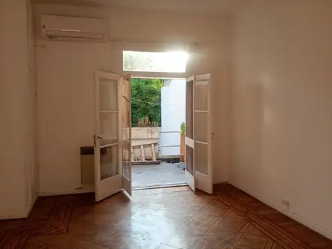 Depto Tipo Casa en Alquiler al Este