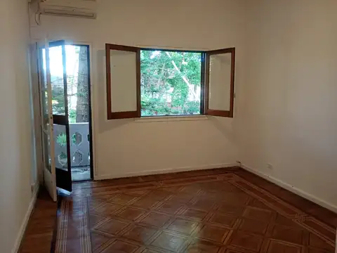 Depto Tipo Casa en Alquiler de 2 dormitorios