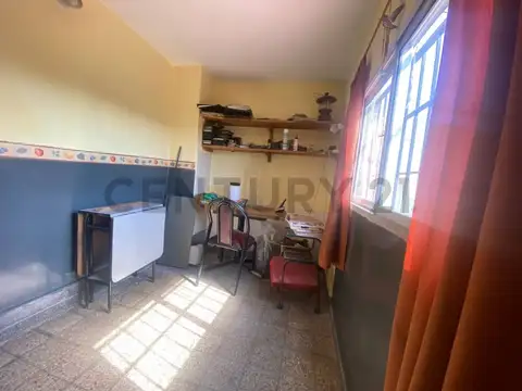 Departamento 5 ambientes con 2 baños