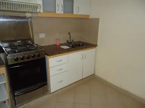 Departamento en Alquiler en Almagro Sur, $ 600.000