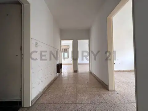Casa en Venta con 7 cocheras