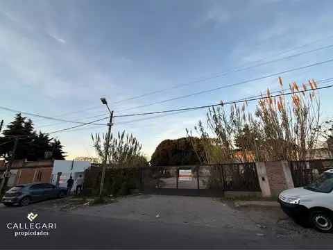 Terreno en Venta 27  mts Frente